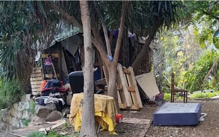 ΠΑΡΚΟ ΠΡΟΔΡΟΜΟΥ: Πρόσφυγας έκανε το πάρκο χώρο διαμονής του-Αντιδράσεις από τους κάτοικους