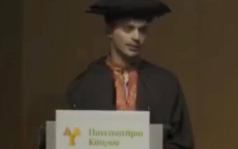 ΛΑΜΠΡΟΣ ΔΙΟΝΥΣΙΟΥ: O απόφοιτος του Πανεπιστημίου Κύπρου που έγινε viral-«Ζούμε σε μια χώρα που παρόλα αυτά δεν τιμωρείται κανείς και δεν αλλάζει τίποτα»-(Bίντεο)
