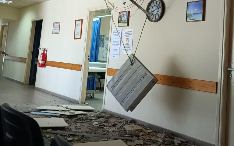 ΠΑΛΙΟ ΝΟΣΟΚΟΜΕΙΟ ΑΜΜΟΧΩΣΤΟΥ: Δεν λειτουργεί ως νοσοκομείο αλλά πέφτουν ταβάνια -Έπεσε στο κεφάλι γυναίκας