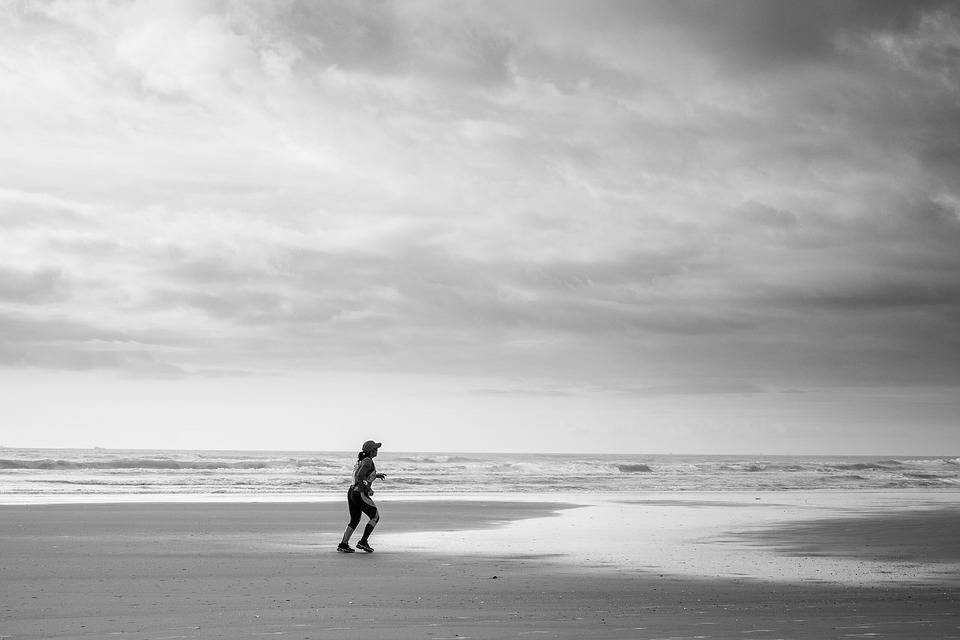 ΚΙΤΡΙΝΗ ΠΡΟΕΙΔΟΠΟΙΗΣΗ: Καύσωνας και βροχές στα ορεινά