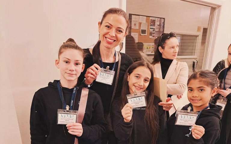 ΣΥΛΒΙΑ ΤΕΡΖΗ: Το κράτος πρέπει να βοηθά τα ταλαντούχα παιδιά-9χρονη κέρδισε το χάλκινο μετάλλιο σε διεθνή διαγωνισμό-(Φώτο)