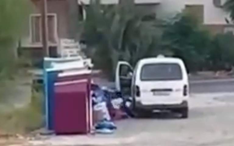 ΑΝΔΡΕΑΣ ΚΩΝΣΤΑΝΤΙΝΟΥ: «Έπιασε» αυτοφώρω πολίτη να μετατρέπει δημόσιο χώρο σκουπιδότοπο στην Αγλαντζιά – «Ο Θεός αγαπά τον κλέφτη αγαπά και τον νοικοκύρη…»