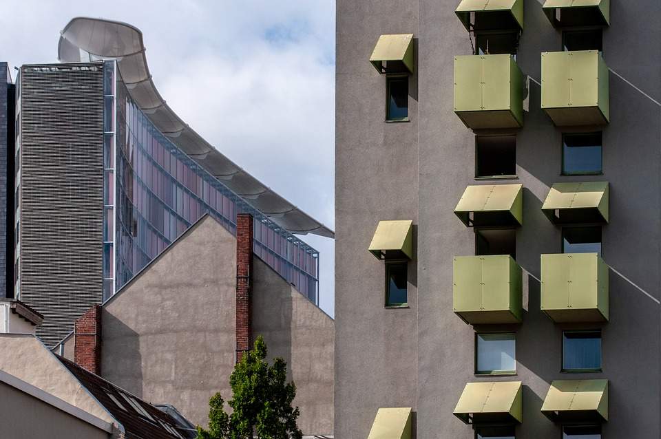 ΚΑΤΑΦΥΓΙΑ: Μια ανάγκη που χρειάζεται ανακατασκευή – 50 Χρόνια τώρα θυμηθήκαμε;