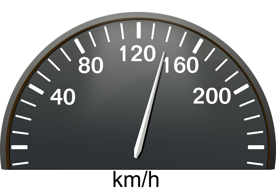 ΛΕΥΚΩΣΙΑ: Αναπάντεχη «προσγείωση» αυτοκινήτου σε πολυσύχναστο δρόμο-(Φώτο)