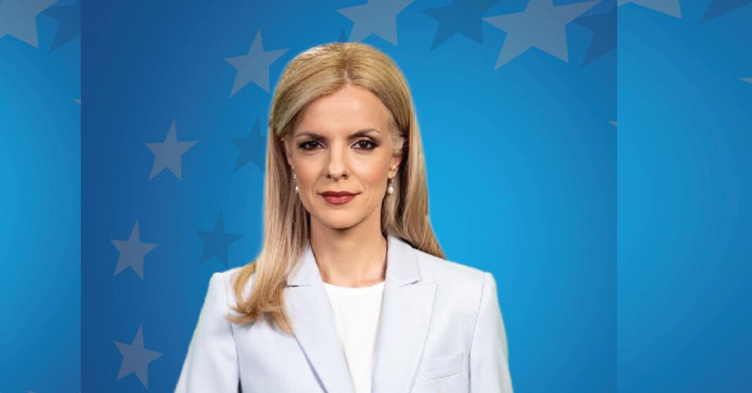 ΘΕΜΙΣ ΑΝΘΟΠΟΥΛΟΥ: Ξεκάθαρο μήνυμα για τους κουμπαράδες σε σχολεία -«Δεν ζητάμε φιλανθρωπία, αλλά συμπερίληψη και σεβασμό»