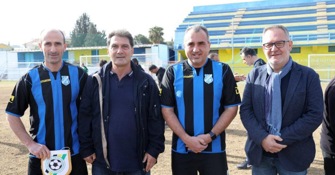 ΜΙΧΑΛΗΣ ΧΑΤΖΗΠΑΝΤΕΛΑΣ: 50 μορφές του κυπριακού προσφυγικού ποδοσφαίρου στο Ευρωκοινοβούλιο-Μετά από πρόσκληση του Ευρωβουλευτή