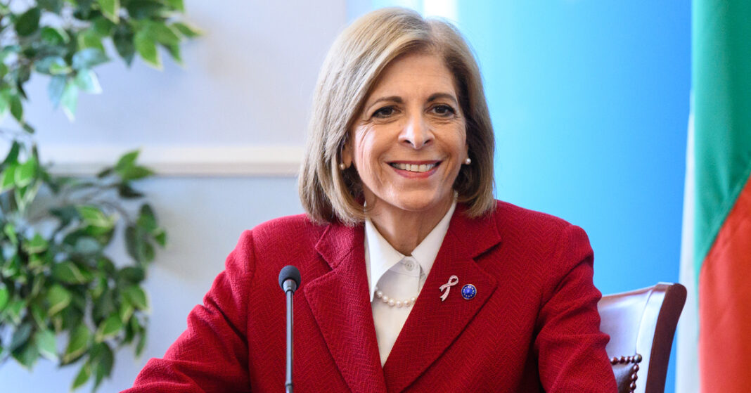 ΣΤΕΛΛΑ ΚΥΡΙΑΚΙΔΟΥ: Τιμητική διάκριση από την ECL για τη συμβολή της στον έλεγχο του καρκίνου