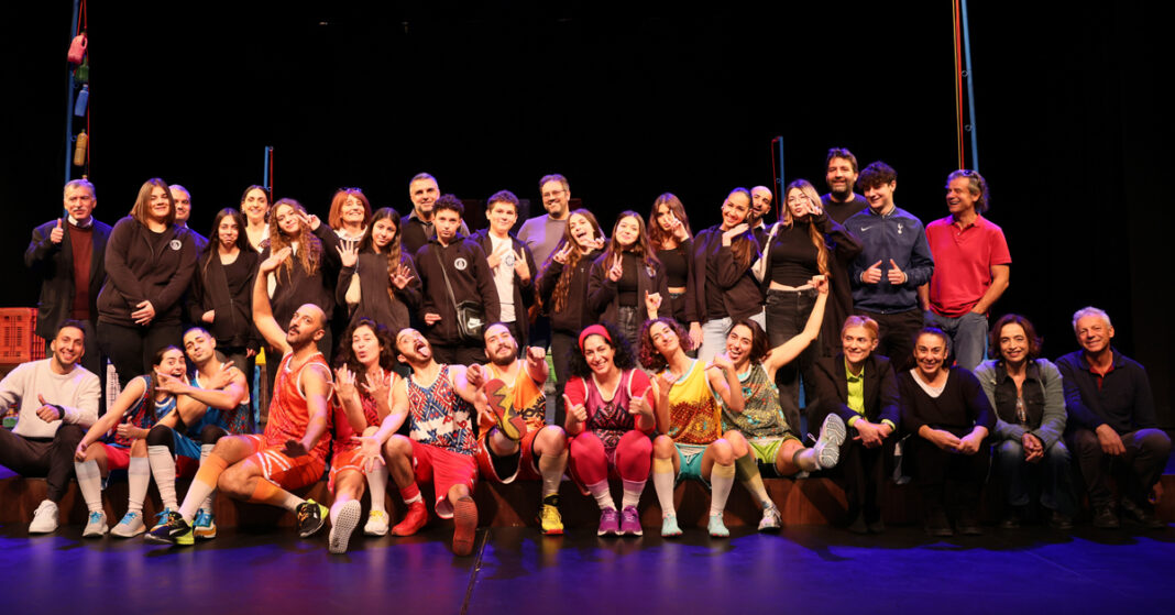 ΘΟΚ: Παιδιά από το Ριζοκάρπασο και τον Κορμακίτη έζησαν την μαγεία της θεατρικής σκηνής