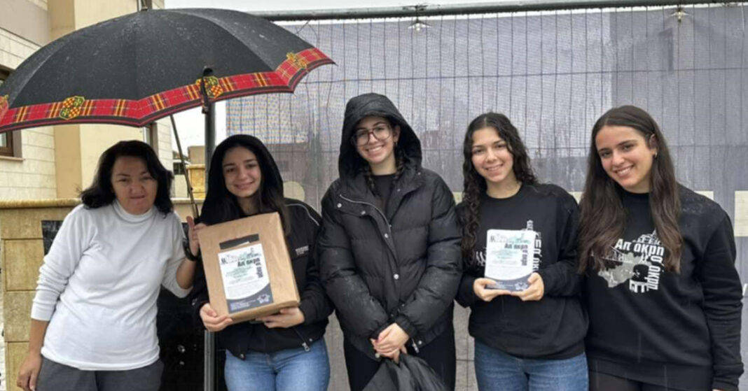 ΠΡΑΞΗ ΑΓΑΠΗΣ: Όταν οι καθηγητές δείχνουν το δρόμο στους μαθητές-Διένυσαν μία διαδρομή 40 χιλιομέτρων