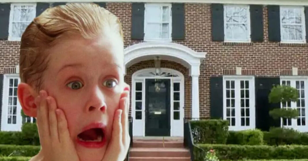 «ΜΟΝΟΣ ΣΤΟ ΣΠΙΤΙ»: Το εμβληματικό σπίτι πωλήθηκε όπως είναι επιπλωμένο