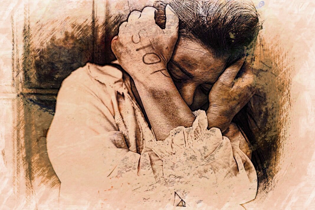 ΛΕΜΕΣΟΣ: 45χρονος μαχαίρωσε τον 17χρονο γιο της συμβίας του, τραυματίζοντας και την μητέρα του-Η βία δεν έχει θέση σε κανένα σπίτι