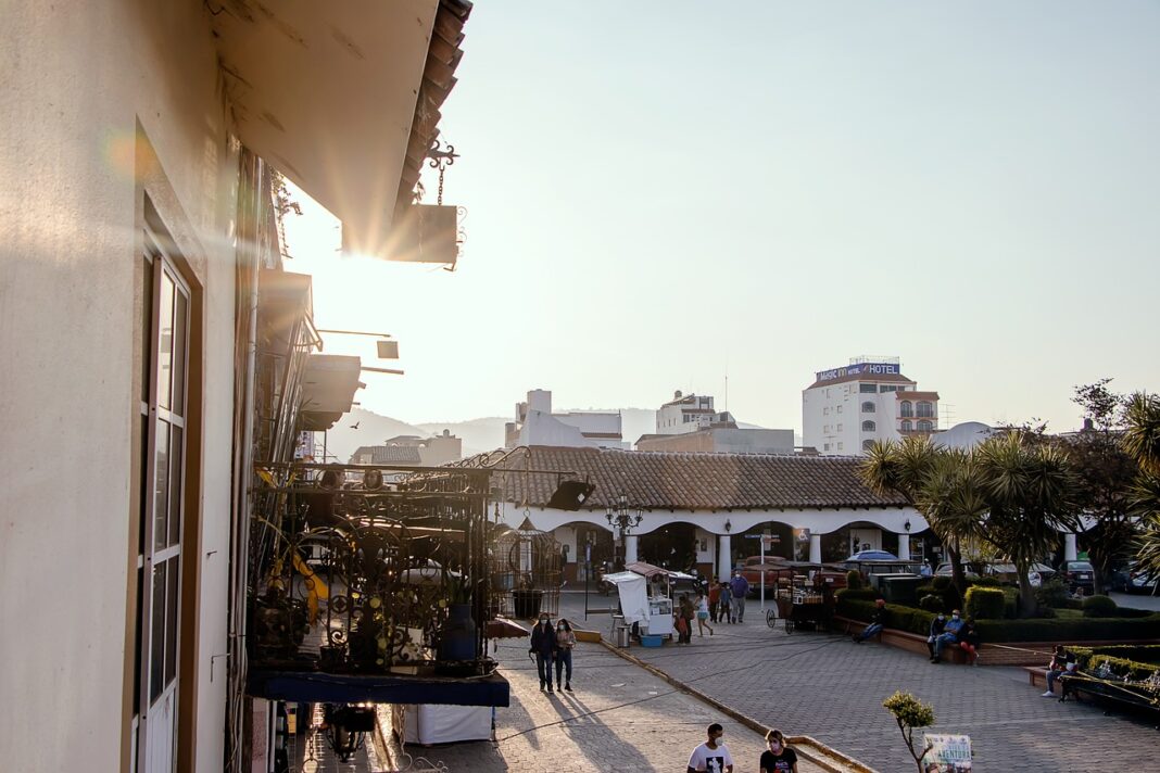 «ΜΙΑ ΙΣΤΟΡΙΑ ΘΑ ΣΟΥ ΠΩ… VOL. 2»: Το ENAVSMA FOUNDATION επιστρέφει με μηνύματα ζωής και έμπνευσης στην Πλατεία Φανερωμένης