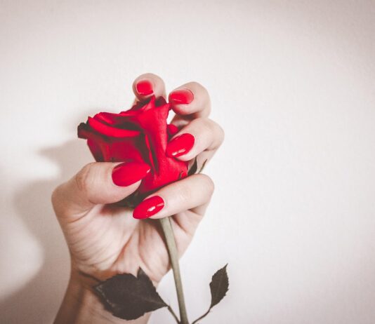 TPO-FREE ΤΖΕΛ NYXIA: Η αλήθεια για την απαγόρευση – Τα τζελ παραμένουν, απλώς ασφαλέστερα»