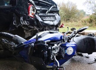 ΔΡΟΜΟΛΑΞΙΑ: Κρίσιμα στο νοσοκομείο ο μοτοσικλετιστής μετά το τροχαίο – Εξετάσεις διενεργεί η Αστυνομία για τα αίτια