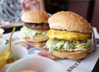 LIDL ΚΥΠΡΟΥ: Παιδική παχυσαρκία και ανθυγιεινή διατροφή απειλούν υγεία και περιβάλλον – Το κοινό όραμα στο 13ο Συνέδριο Διαιτολογίας