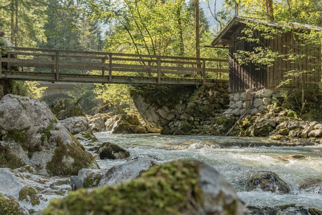 ΚΥΠΡΟΣ: Κλειστός δρόμος λόγω κατασκευής γεφυριού – Τα έργα φτάνουν και στα ορεινά