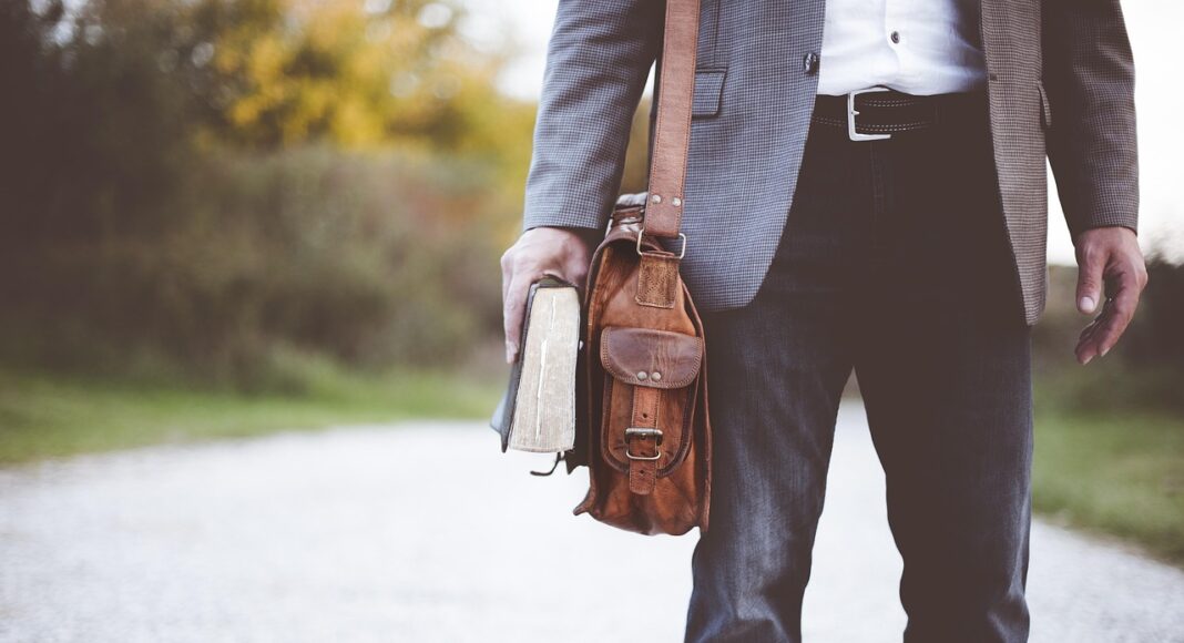 ΧΑΡΗΣ ΧΑΡΑΛΑΜΠΟΥΣ: Η Κύπρος στο κατώφλι σοβαρής έλλειψης εκπαιδευτικών