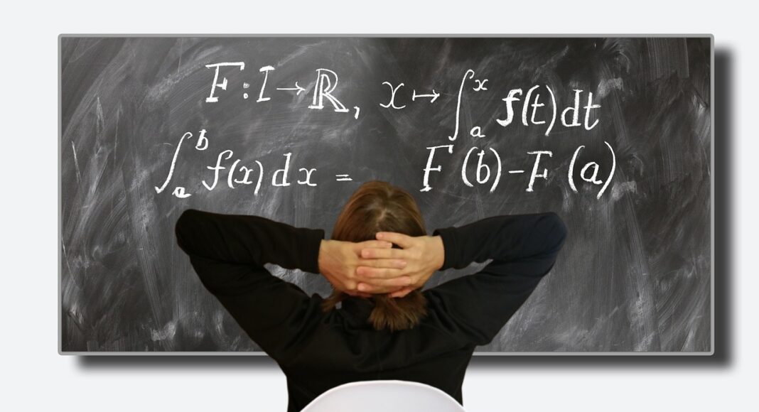 &Alpha;&Theta;&Eta;&Nu;&Alpha; &Mu;&Iota;&Chi;&Alpha;&Eta;&Lambda;&Iota;&Delta;&Omicron;&Upsilon;: &Iota;&sigma;&tau;&omicron;&rho;&iota;&kappa;ή &eta;&mu;έ&rho;&alpha; &gamma;&iota;&alpha; &tau;&omicron; &epsilon;&kappa;&pi;&alpha;&iota;&delta;&epsilon;&upsilon;&tau;&iota;&kappa;ό &sigma;ύ&sigma;&tau;&eta;&mu;&alpha; &ndash; &Sigma;&tau;&omicron; &pi;&rho;&omicron;&sigma;&kappa;ή&nu;&iota;&omicron; &omicron;&iota; &alpha;&nu;&tau;&iota;&delta;&rho;ά&sigma;&epsilon;&iota;&sigmaf; &tau;&omega;&nu; &epsilon;&kappa;&pi;&alpha;&iota;&delta;&epsilon;&upsilon;&tau;&iota;&kappa;ώ&nu;