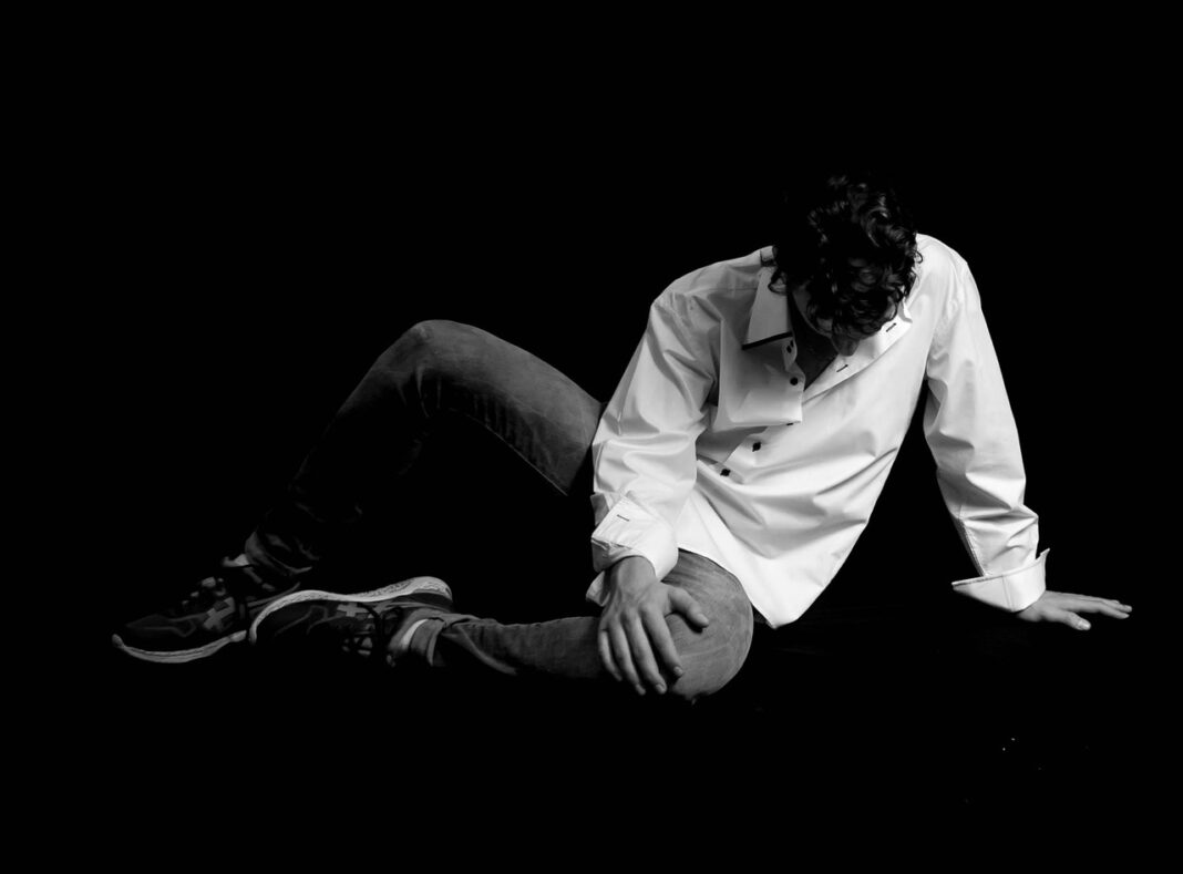 ΠΑΦΟΣ: Πατέρας 13χρονου καταγγέλλει ρίψη πέτρας, απειλές και αδράνεια της διεύθυνσης- «Φοβάμαι για το παιδί μου»