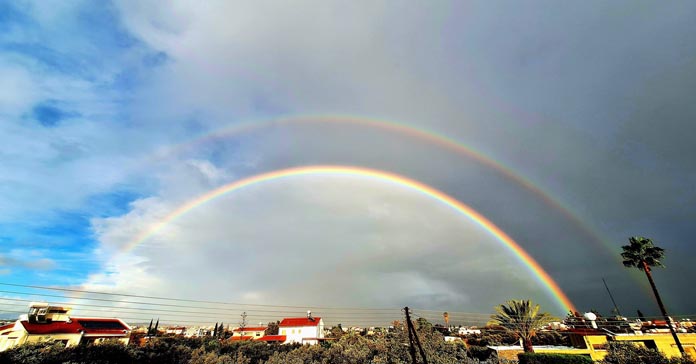 ΟΥΡΑΝΙΟ ΤΟΞΟ: Αυτό που ξεχώρισε ανάμεσα σε προβλήματα και βροχές – Η στιγμή που γλύκανε τη μέρα-(Βίντεο)