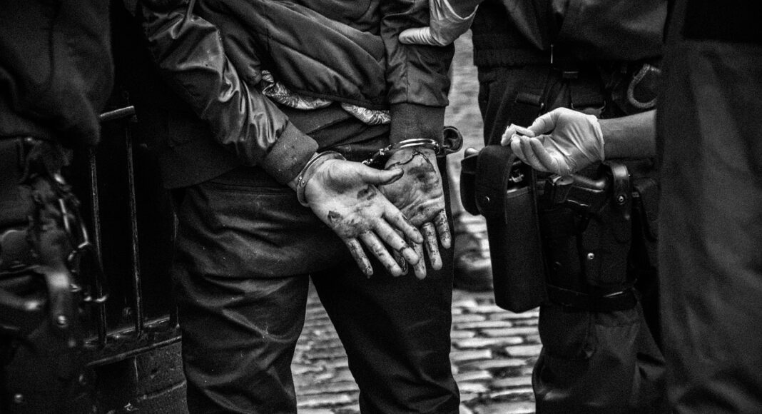 &Sigma;&Upsilon;&Lambda;&Lambda;&Eta;&Psi;&Epsilon;&Iota;&Sigma;: &Gamma;&iota;&alpha; &mu;έ&theta;&eta;, &tau;&rho;&omicron;&chi;&alpha;ί&epsilon;&sigmaf; &pi;&alpha;&rho;&alpha;&beta;ά&sigma;&epsilon;&iota;&sigmaf;, &epsilon;&xi;ύ&beta;&rho;&iota;&sigma;&eta; &kappa;&alpha;&iota; &nu;&alpha;&rho;&kappa;&omega;&tau;&iota;&kappa;ά- Έ&xi;&iota; &mu;&epsilon; &chi;&epsilon;&iota;&rho;&omicron;&pi;έ&delta;&epsilon;&sigmaf; &kappa;&alpha;&iota; &pi;ά&nu;&omega; &alpha;&pi;ό 130 &pi;&alpha;&rho;&alpha;&beta;ά&sigma;&epsilon;&iota;&sigmaf;