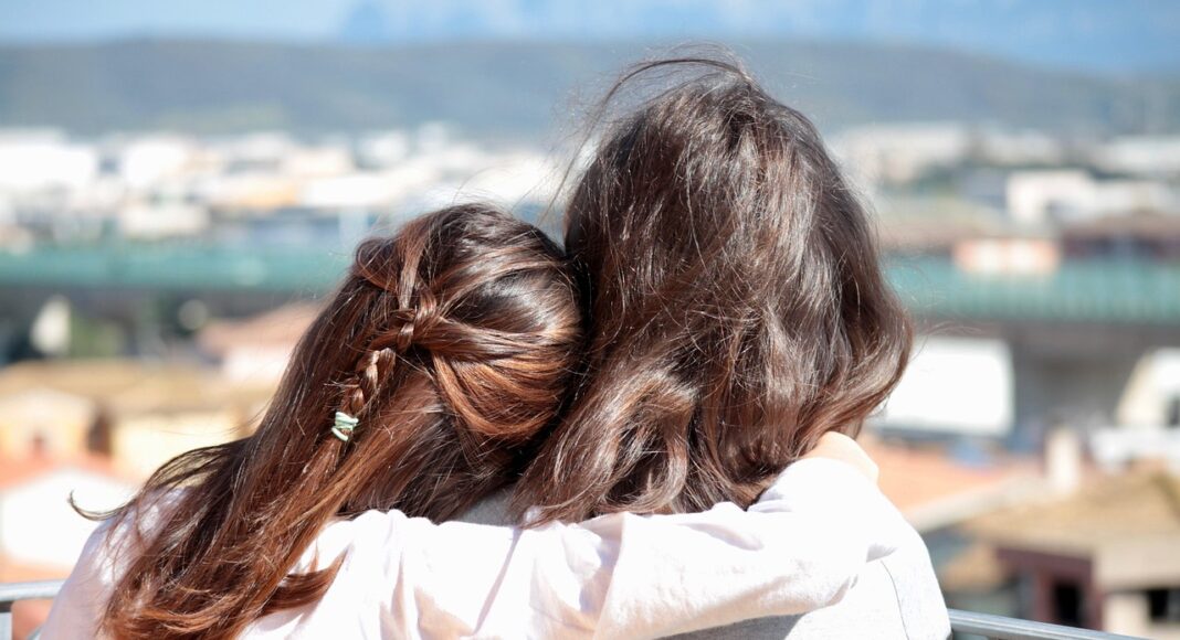 &Pi;&Alpha;&Gamma;&Kappa;&Omicron;&Sigma;&Mu;&Iota;&Alpha; &Eta;&Mu;&Epsilon;&Rho;&Alpha; &Alpha;&Gamma;&Kappa;&Alpha;&Lambda;&Iota;&Alpha;&Sigma;: Έ&lambda;&alpha; &nu;&alpha; &alpha;&gamma;&kappa;&alpha;&lambda;&iota;&alpha;&sigma;&tau;&omicron;ύ&mu;&epsilon; &ndash; &Theta;&epsilon;&rho;&alpha;&pi;&epsilon;&upsilon;&tau;&iota;&kappa;ή &kappa;&alpha;&iota; &alpha;&pi;&alpha;&rho;&alpha;ί&tau;&eta;&tau;&eta;