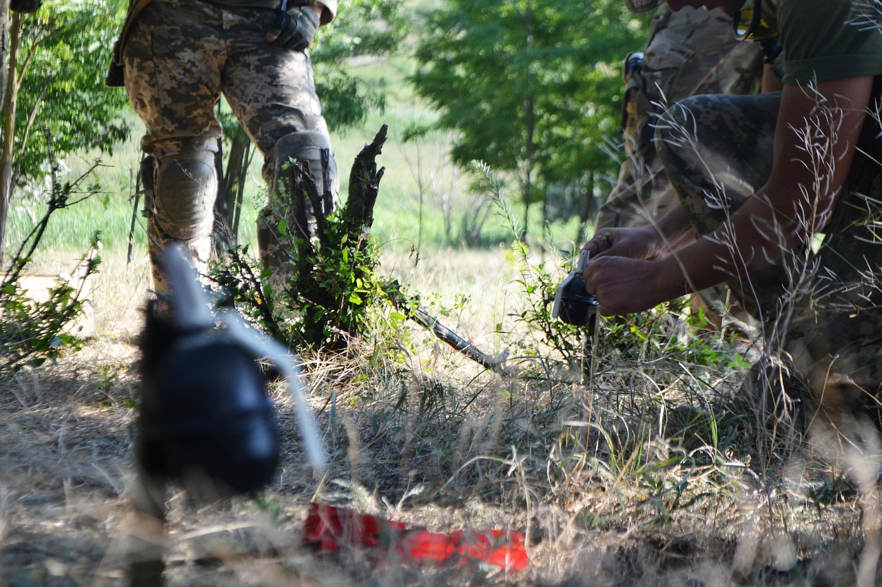 &Epsilon;&Kappa;&Rho;&Eta;&Kappa;&Tau;&Iota;&Kappa;&Alpha;: &Kappa;&lambda;&omicron;&pi;ή ή &chi;&rho;&eta;&sigma;&iota;&mu;&omicron;&pi;&omicron;&iota;ή&theta;&eta;&kappa;&alpha;&nu;; -&Alpha;&kappa;ό&mu;&eta; &alpha;&gamma;&nu;&omicron;&omicron;ύ&nu;&tau;&alpha;&iota;, &sigma;&upsilon;&nu;&epsilon;&chi;ί&zeta;&omicron;&nu;&tau;&alpha;&iota; &omicron;&iota; έ&rho;&epsilon;&upsilon;&nu;&epsilon;&sigmaf;