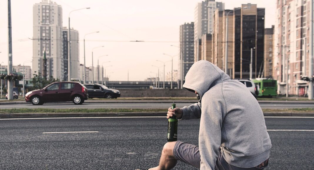 &Nu;&Upsilon;&Chi;&Tau;&Alpha; &Pi;&Alpha;&Rho;&Alpha;&Nu;&Omicron;&Mu;&Iota;&Alpha;&Sigma;: &Epsilon;&nu;&nu;έ&alpha; &sigma;&upsilon;&lambda;&lambda;ή&psi;&epsilon;&iota;&sigmaf;, &mu;&epsilon;&theta;&upsilon;&sigma;&mu;έ&nu;&omicron;&iota; &omicron;&delta;&eta;&gamma;&omicron;ί &kappa;&alpha;&iota; &delta;&epsilon;&kappa;ά&delta;&epsilon;&sigmaf; &pi;&alpha;&rho;&alpha;&beta;ά&sigma;&epsilon;&iota;&sigmaf;