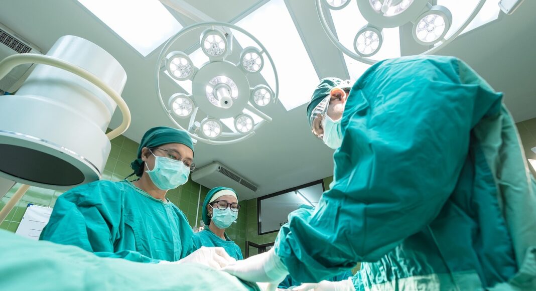 ΛΑΡΝΑΚΑ: Σταθερή βελτίωση για τους νοσηλευόμενους – Αποτελέσματα Κρατικού Χημείου εντός εβδομάδας