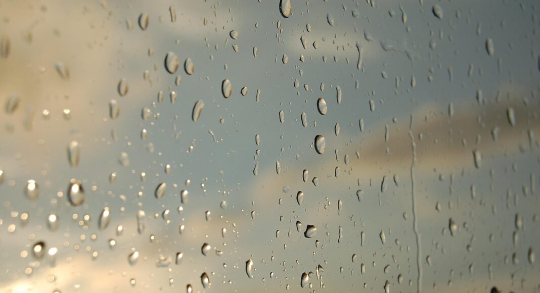 ΛΕΜΕΣΟΥ-ΠΑΦΟΥ: Καταρρακτώδεις βροχές στον αυτοκινητόδρομο- Έκκληση για προσοχή στους οδηγούς