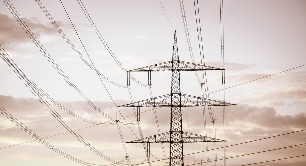 ΤΡΕΙΣ ΩΡΕΣ ΧΩΡΙΣ ΡΕΥΜΑ: Μια βλάβη αρκούσε για να βυθιστεί η μισή Λευκωσία στο σκοτάδι (κι ας ήταν μέρα)