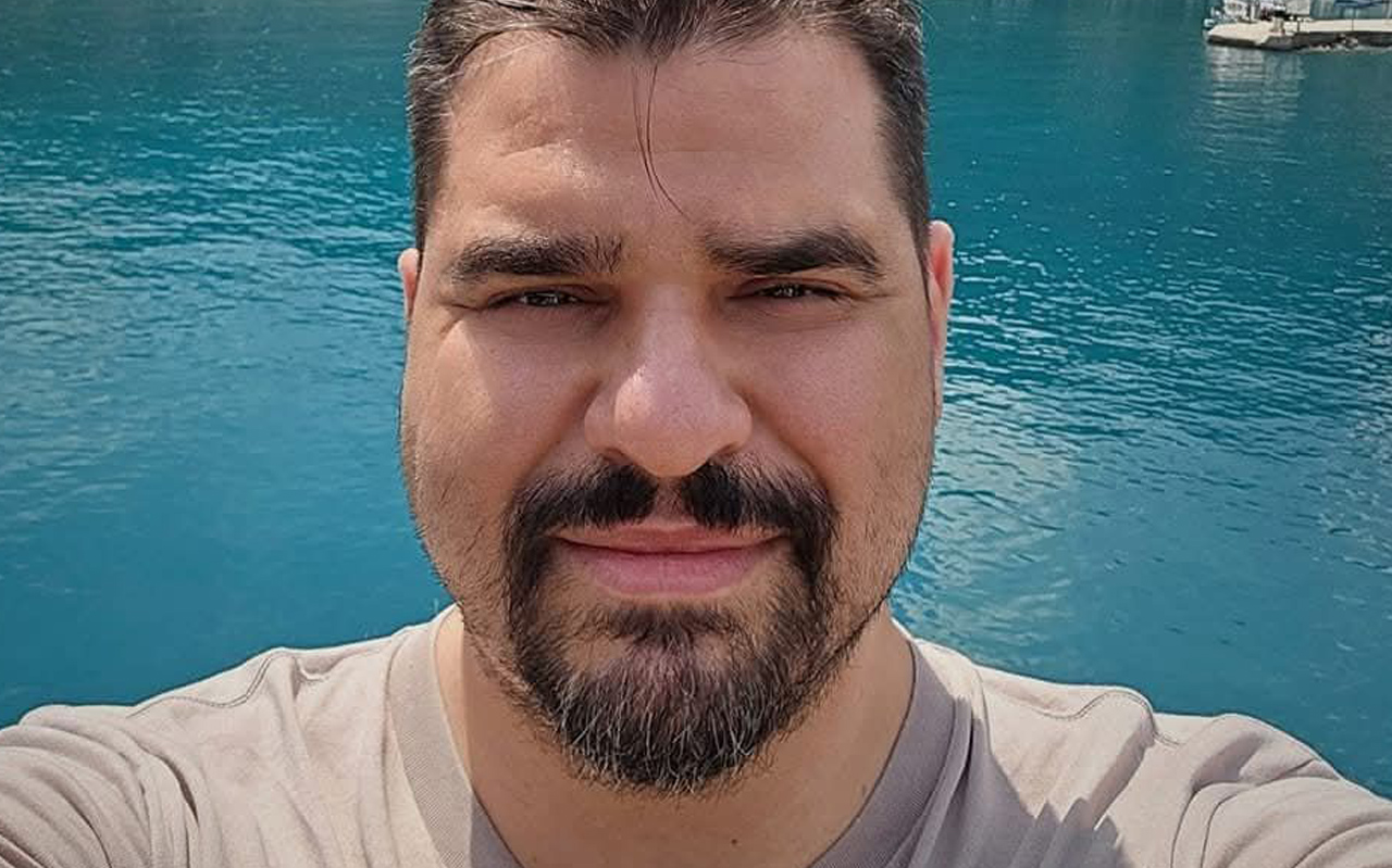 &Kappa;&Omega;&Sigma;&Tau;&Alpha;&Sigma; &Gamma;&Alpha;&Beta;&Rho;&Iota;&Eta;&Lambda;&Iota;&Delta;&Eta;&Sigma;: &Theta;&lambda;ί&psi;&eta; &gamma;&iota;&alpha; &tau;&omicron;&nu; &theta;ά&nu;&alpha;&tau;ό &tau;&omicron;&upsilon; &ndash; &Omicron; &pi;&omicron;&lambda;&iota;&tau;&iota;&kappa;ό&sigmaf; &kappa;ό&sigma;&mu;&omicron;&sigmaf; &alpha;&pi;&omicron;&chi;&alpha;&iota;&rho;&epsilon;&tau;ά &tau;&omicron;&nu; &pi;&rho;ώ&tau;&omicron; &pi;&rho;ό&epsilon;&delta;&rho;&omicron; &tau;&eta;&sigmaf; Accept&ndash;&Lambda;&Omicron;&Alpha;&Tau;&Iota; &Kappa;ύ&pi;&rho;&omicron;&upsilon;