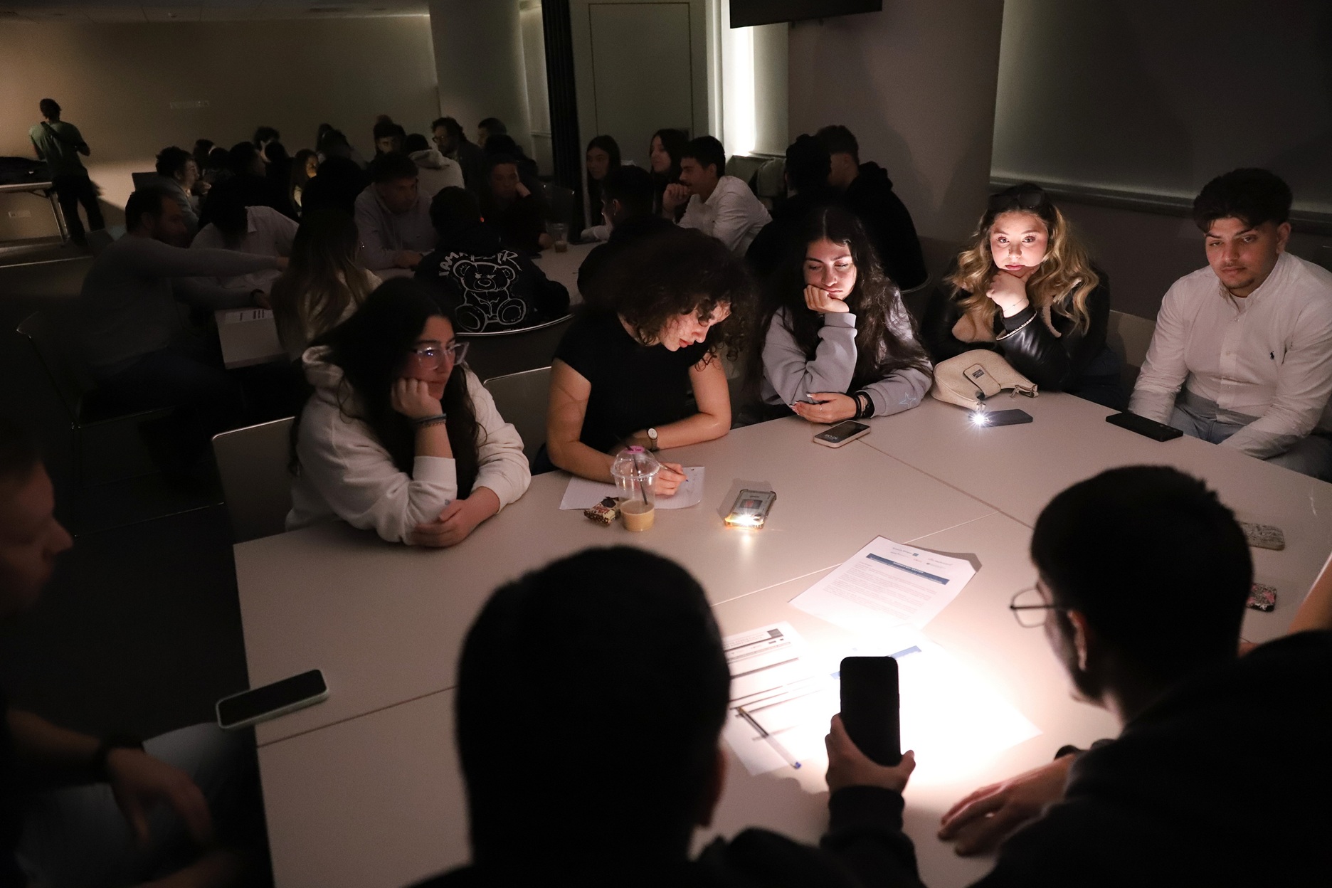 &Eta; &nu;έ&alpha; &gamma;&epsilon;&nu;&iota;ά &tau;&eta;&sigmaf; &Lambda;&epsilon;&mu;&epsilon;&sigma;&omicron;ύ &delta;ί&nu;&epsilon;&iota; &lambda;ύ&sigma;&epsilon;&iota;&sigmaf; &gamma;&iota;&alpha; &tau;&iota;&sigmaf; &kappa;&upsilon;&beta;&epsilon;&rho;&nu;&omicron;&alpha;&pi;&epsilon;&iota;&lambda;έ&sigmaf; &sigma;&epsilon; &kappa;&rho;ί&sigma;&iota;&mu;&epsilon;&sigmaf; &upsilon;&pi;&omicron;&delta;&omicron;&mu;έ&sigmaf;