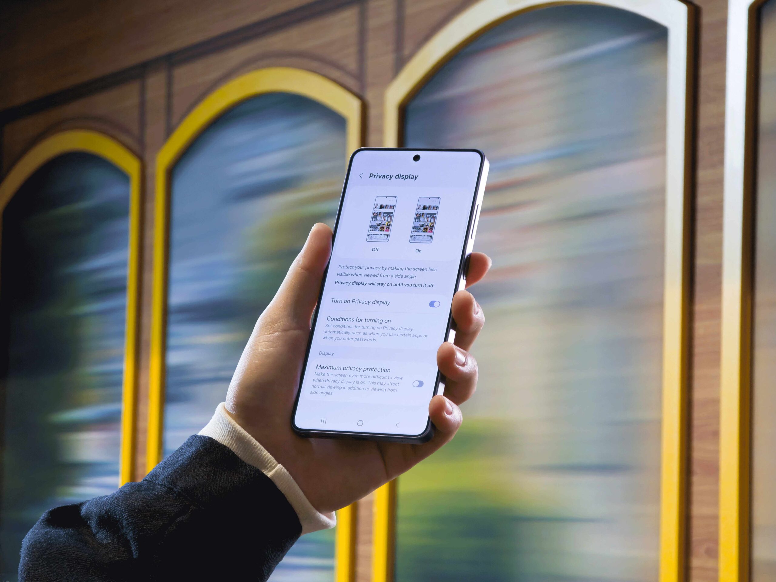 SAMSUNG: &Pi;ά&nu;&omega; &alpha;&pi;ό &tau;&omicron;&upsilon;&sigmaf; &mu;&iota;&sigma;&omicron;ύ&sigmaf; &Epsilon;&upsilon;&rho;&omega;&pi;&alpha;ί&omicron;&upsilon;&sigmaf; &kappa;&omicron;&iota;&tau;&omicron;ύ&nu; &omicron;&theta;ό&nu;&epsilon;&sigmaf; &alpha;&gamma;&nu;ώ&sigma;&tau;&omega;&nu; &ndash; 1 &sigma;&tau;&omicron;&upsilon;&sigmaf; 4 &alpha;&pi;ό &pi;&epsilon;&rho;&iota;έ&rho;&gamma;&epsilon;&iota;&alpha;