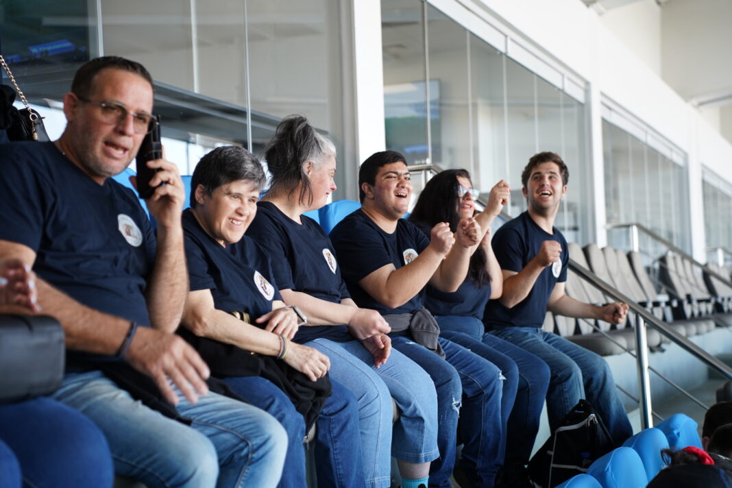 STOIXIMAN – ΑΠΟΛΛΩΝ ΛΕΜΕΣΟΥ – ΑΠΟΕΛ: Υλοποίησαν δράση συμπερίληψης στο πλαίσιο του Κυπέλλου Κύπρου