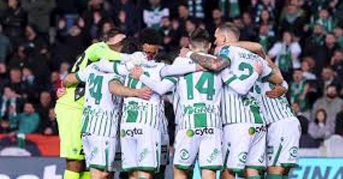 ΟΜΟΝΟΙΑ–ΑΠΟΕΛ: Αλλαγή ώρας στο ντέρμπι και ροκ τραγούδι ανεβάζει την ένταση πριν τη σέντρα-(Βίντεο)