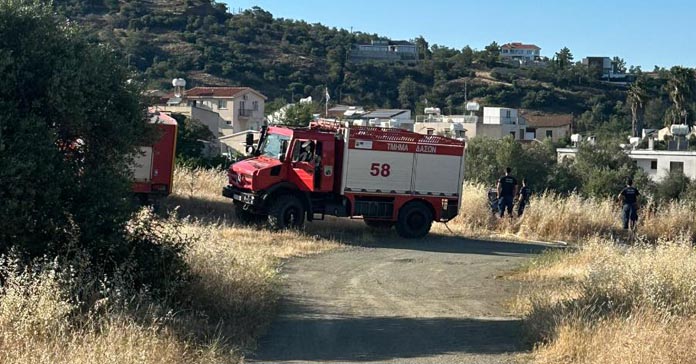 ΚΟΡΝΟΣ: Φωτιά μικρής κλίμακας – Άμεση επέμβαση Πυροσβεστικής, έκκληση για πληροφορίες-Ξερά χόρτα ή πυροτεχνήματα
