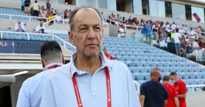 ΦΟΙΒΟΣ ΚΩΝΣΤΑΝΤΙΝΙΔΗΣ: Θλίψη σε ΓΣΠ και ΑΠΟΕΛ για τον τέως διευθυντή