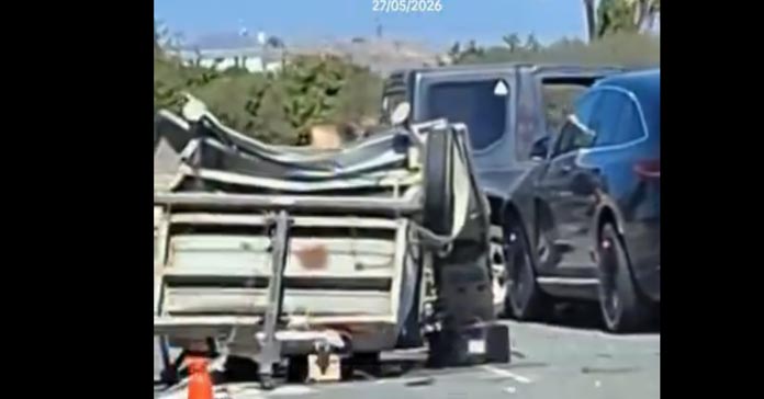 ΟΡΟΚΛΙΝΗ: Όχημα σε κινητή πινακίδα οδικών έργων – Μόνο υλικές ζημιές- (Βίντεο)