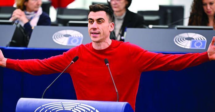 ΕΥΡΩΠΑΙΚΟ ΚΟΙΝΟΒΟΥΛΙΟ: Θέλεις να εργαστείς δίπλα στον Φειδία Παναγιώτου; Η θέση στο Ευρωπαϊκό Κοινοβούλιο και ο μισθός
