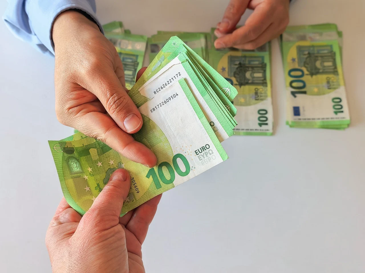 ΕΠΙΤΟΚΙΑ: Η κρίσιμη απόφαση της ΕΚΤ που επηρεάζει δάνεια και καταθέσεις