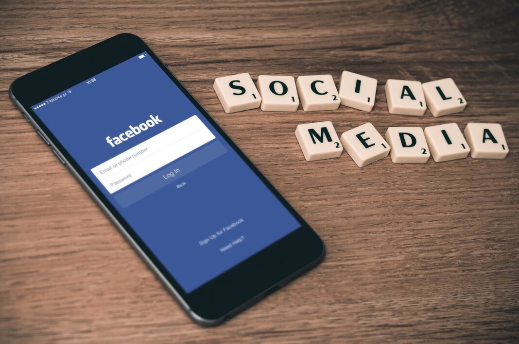 «ΈΠΕΣΑΝ» ΤΑ SOCIAL: Αναφορές για προβλήματα σε Facebook και Messenger