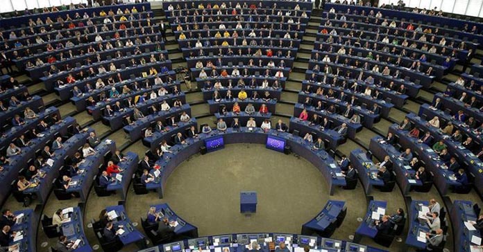 ΚΥΠΡΙΟΙ ΕΥΡΩΒΟΥΛΕΥΤΕΣ ΣΕ ΑΠΟΧΗ: Ο Φειδίας Παναγιώτου ψήφισε κατά του ψηφίσματος για την Τουρκία και το Κυπριακό