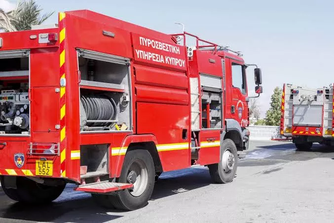 ΚΑΜΠΟΣ ΤΗΣ ΤΣΑΚΚΙΣΤΡΑΣ: Υπό έλεγχο η πυρκαγιά – Η μορφολογία της περιοχής βοήθησε την κατάσβεση-(Βίντεο)
