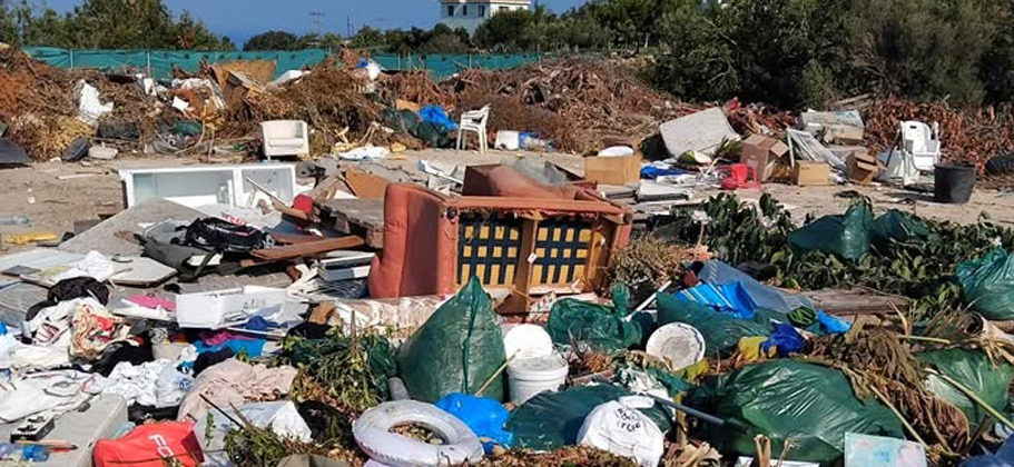 ΚΙΣΣΟΝΕΡΓΑ: Οικόπεδο μετατράπηκε σε σκουπιδότοπο – Έντονες αντιδράσεις κατοίκων-(Φώτο)