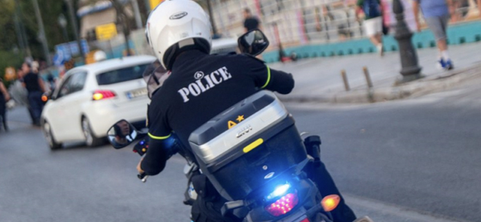 ΛΕΜΕΣΟΣ: Πυροβολισμοί μέσα στον δρόμο μετά από καταδίωξη – Σκηνές που προβληματίζουν