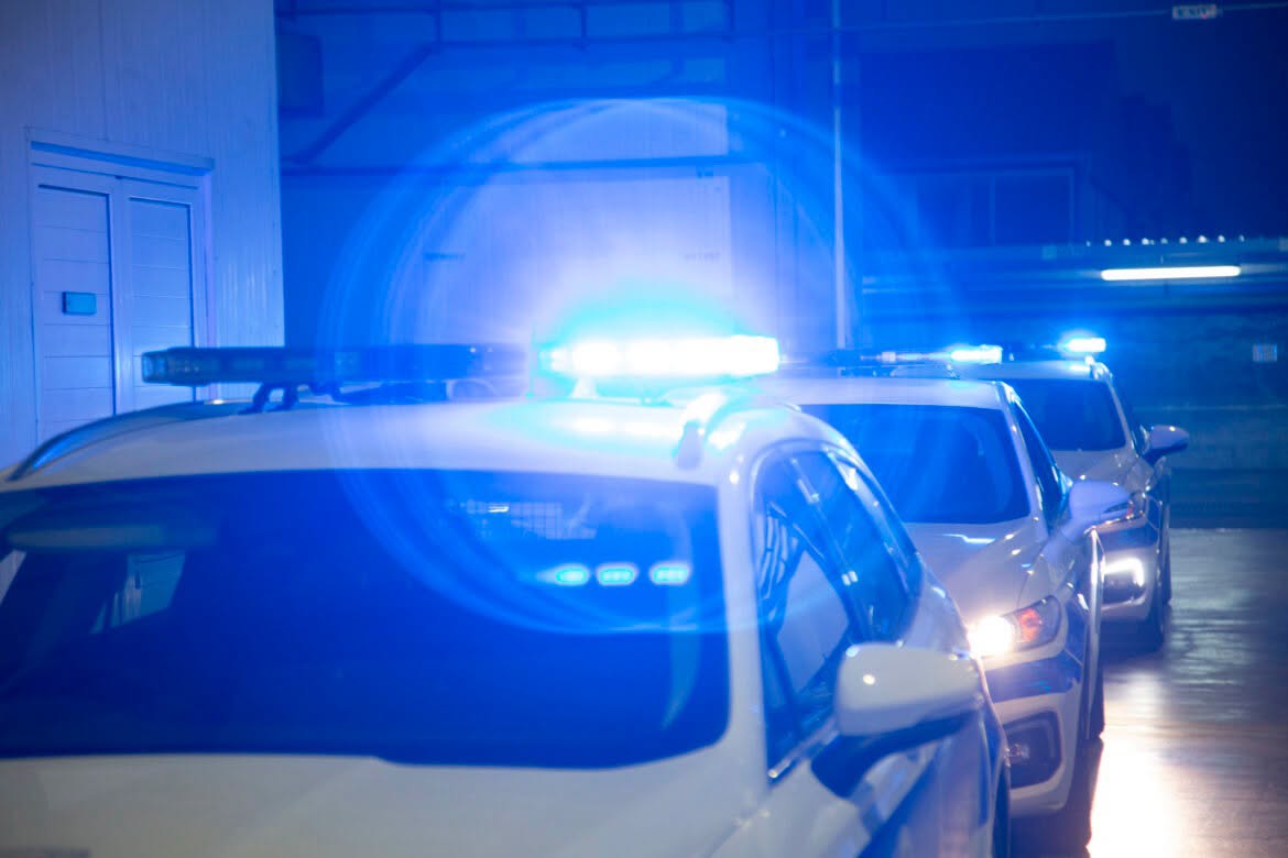 ΛΑΡΝΑΚΑ: Του επιτέθηκαν με ρόπαλο ενώ οδηγούσε – Στο νοσοκομείο 34χρονος διανομέας