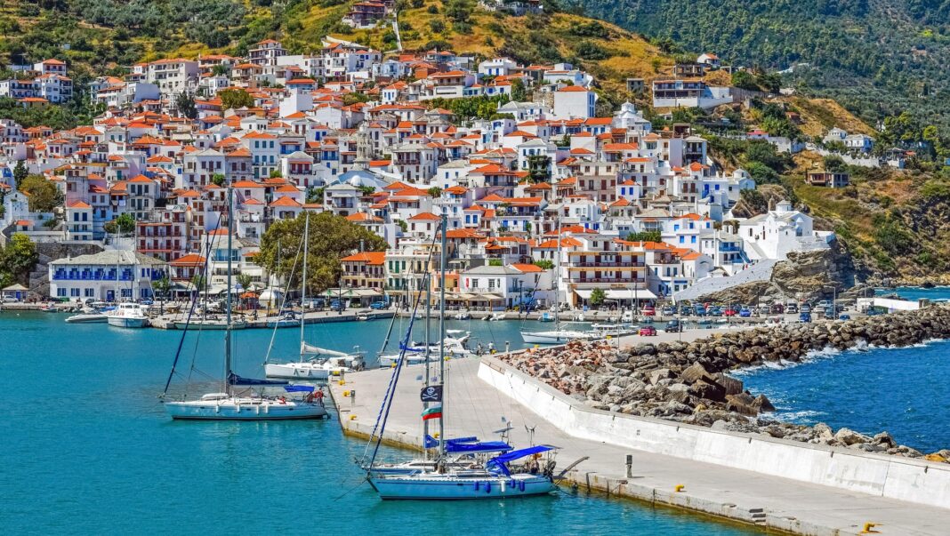 MEDITERRANEAN LIFESTYLE: Ο μεσογειακός τρόπος ζωής γίνεται παγκόσμια τάση! Γιατί όλοι θέλουν να ζήσουν πιο… Μεσογειακά;