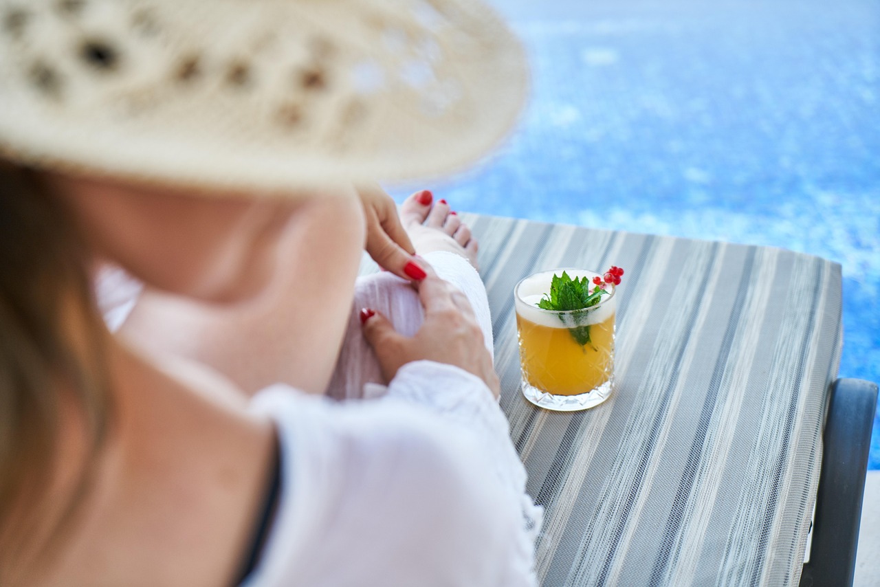 DAY PASS: &Delta;&iota;&alpha;&kappa;&omicron;&pi;έ&sigmaf; &gamma;&iota;&alpha; &mu;ί&alpha; &mu;έ&rho;&alpha; &chi;&omega;&rho;ί&sigmaf; check-in &ndash;&Chi;&omega;&rho;ί&sigmaf; &beta;&alpha;&lambda;ί&tau;&sigma;&epsilon;&sigmaf;, &chi;&omega;&rho;ί&sigmaf; &xi;&epsilon;&nu;&omicron;&delta;&omicron;&chi;&epsilon;ί&omicron;, &mu;ό&nu;&omicron; &chi;&alpha;&lambda;ά&rho;&omega;&sigma;&eta;
