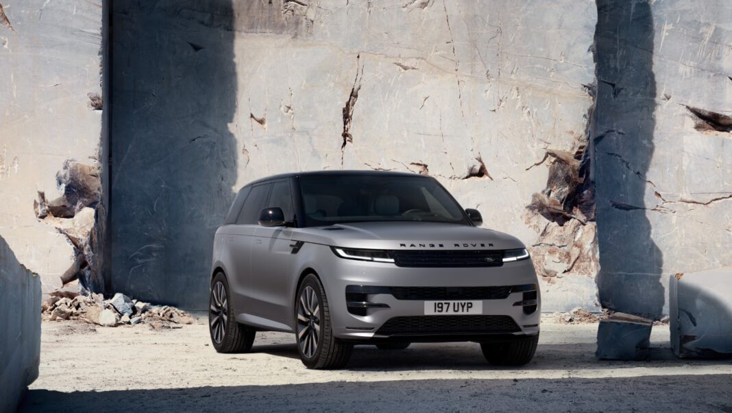 RANGE ROVER SPORT: Περνά στην ηλεκτρική εποχή με εντυπωσιακές επιδόσεις